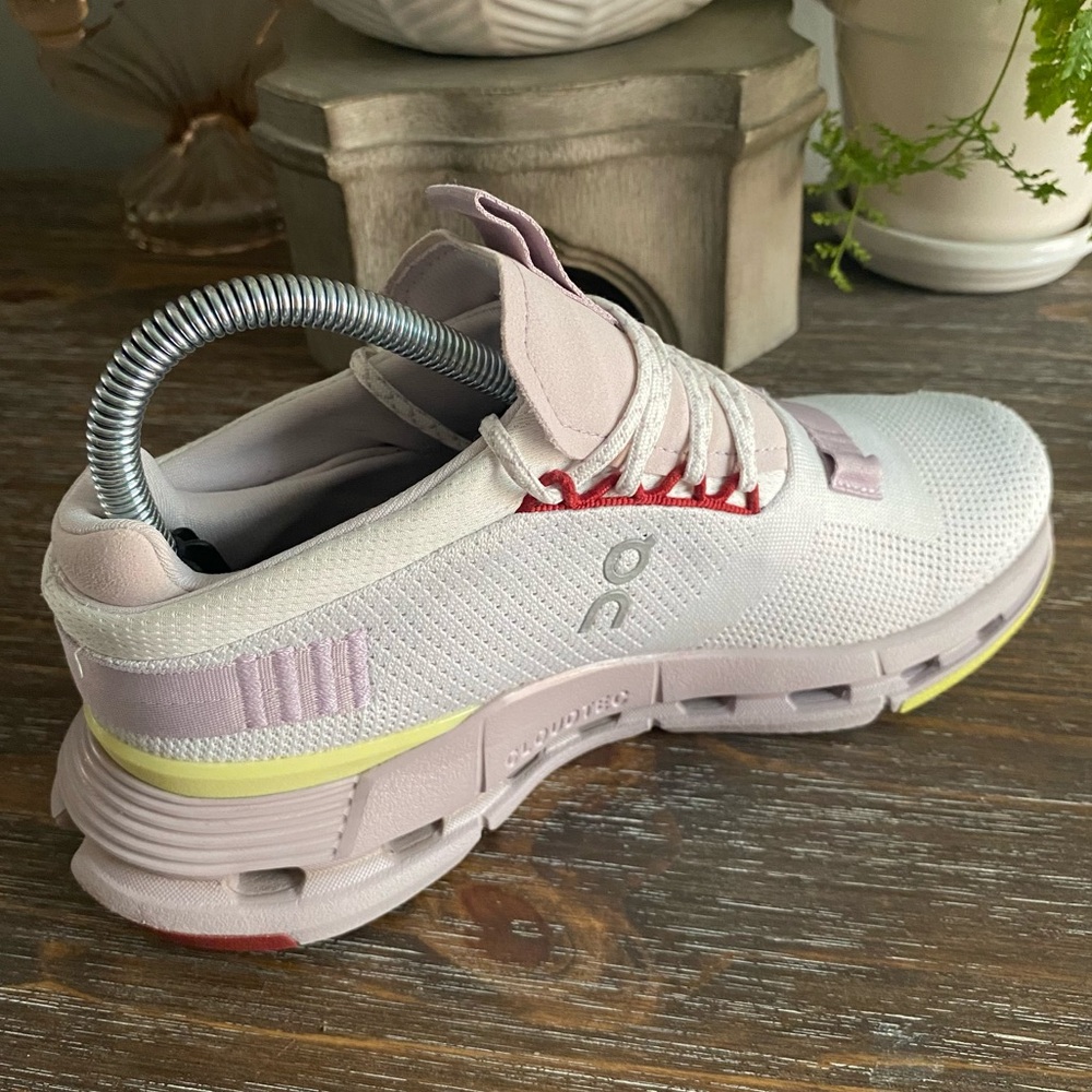 On Cloud Cloudnova Running Athletic Sneakers Shoe… - image 8